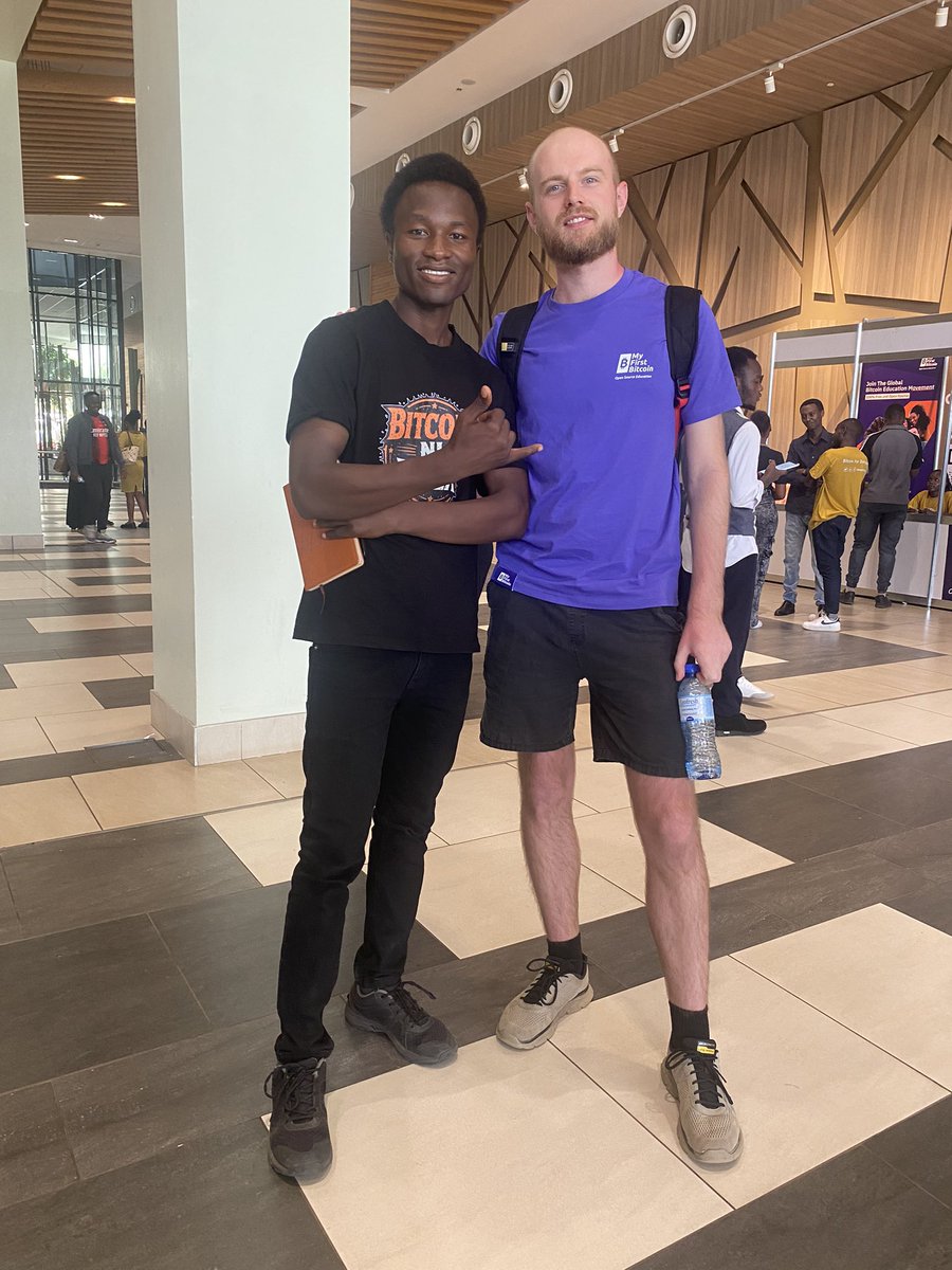POWA255's tweet photo. Proof of Work⚡️🇹🇿: Kutoka Nairobi🇰🇪 hadi kuwasha moto Tanzania🇹🇿!

Hivi majuzi, nilipata mwaliko wa kipekee kusafiri hadi Nairobi, Kenya, kuhudhuria mahafali ya @thecore21m project ya kibabe inayojihusisha na Bitcoin-only education pale 🇰🇪. https://t.co/zMiun05cJq