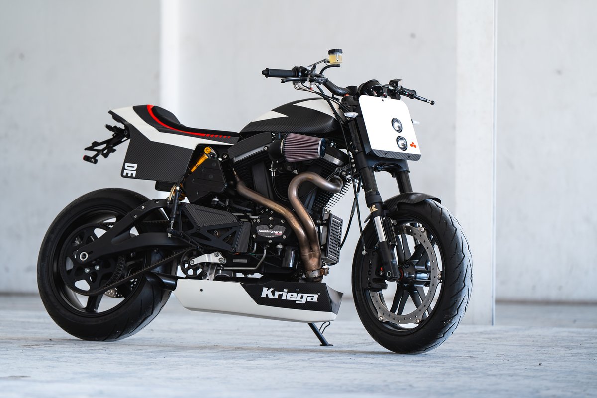 bottpower's tweet photo. This is the BOTT XR1 “Kriega”.

A tribute to a long-standing relationship with @ridekriega 
Its paint scheme is inspired by the BOTT XR1R that raced at Pikes Peak in 2017, when Kriega was our main sponsor at the event. https://t.co/N3SFN56JEI