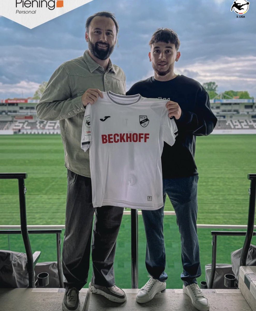 FranHerreraGa's tweet photo. 🔵⚪️⚫️ OFICIAL🔹YALCINKAYA DEJA EL HSV‼️
👉🏻 Ya es oficial la marcha de Bilal #Yalcinkaya (20) al SC #Verl, conjunto de la 3.Liga.
👉🏻 Tras fracturarse un pie, esta temporada solo pudo disputar 12 partidos de la Regionalliga Nord con el HSV U21.
¡Qué le vaya bonito! 🙏🏻
#HSV https://t.co/5V30VPXwtQ