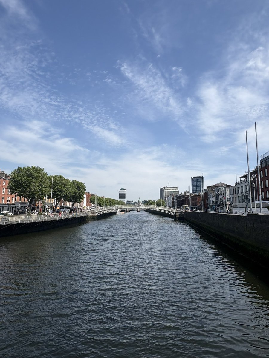 evatattoos's tweet photo. Dublin you are treating me so kindly 🍀 https://t.co/Huf7sqQbSa