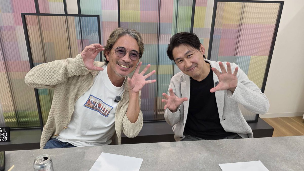 TakazawaYuki's tweet photo. 脅威の4時間超つづいた収録、控えめに言って最高、大げさに言ってなんだろう https://t.co/3ouvfg2Ax4