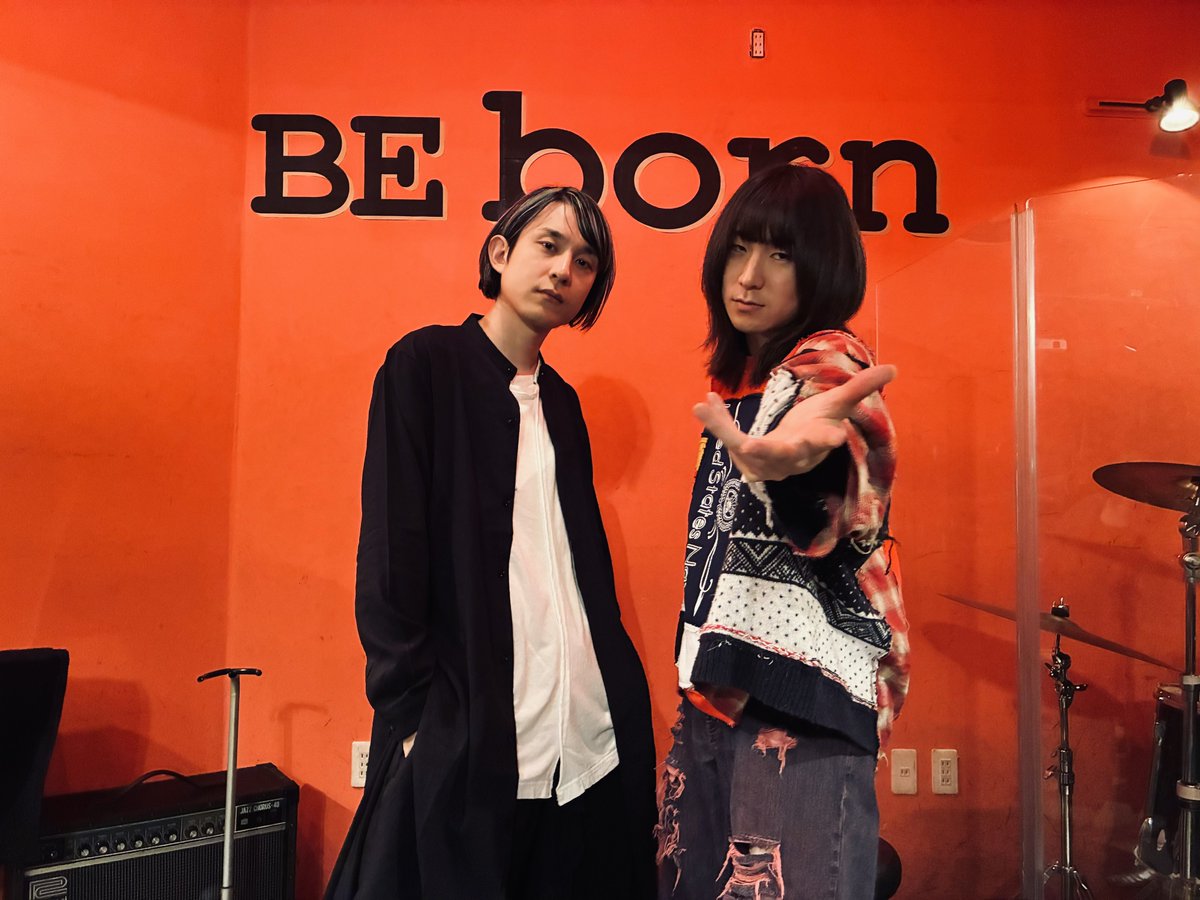 tsubamoto_jun's tweet photo. 「のぶナイVol.2」ありがとうございました！
緊張したなぁ、、、笑
また歌いたい！！！その時は是非！
#toybee #のぶナイ https://t.co/F3UAZCrtHr