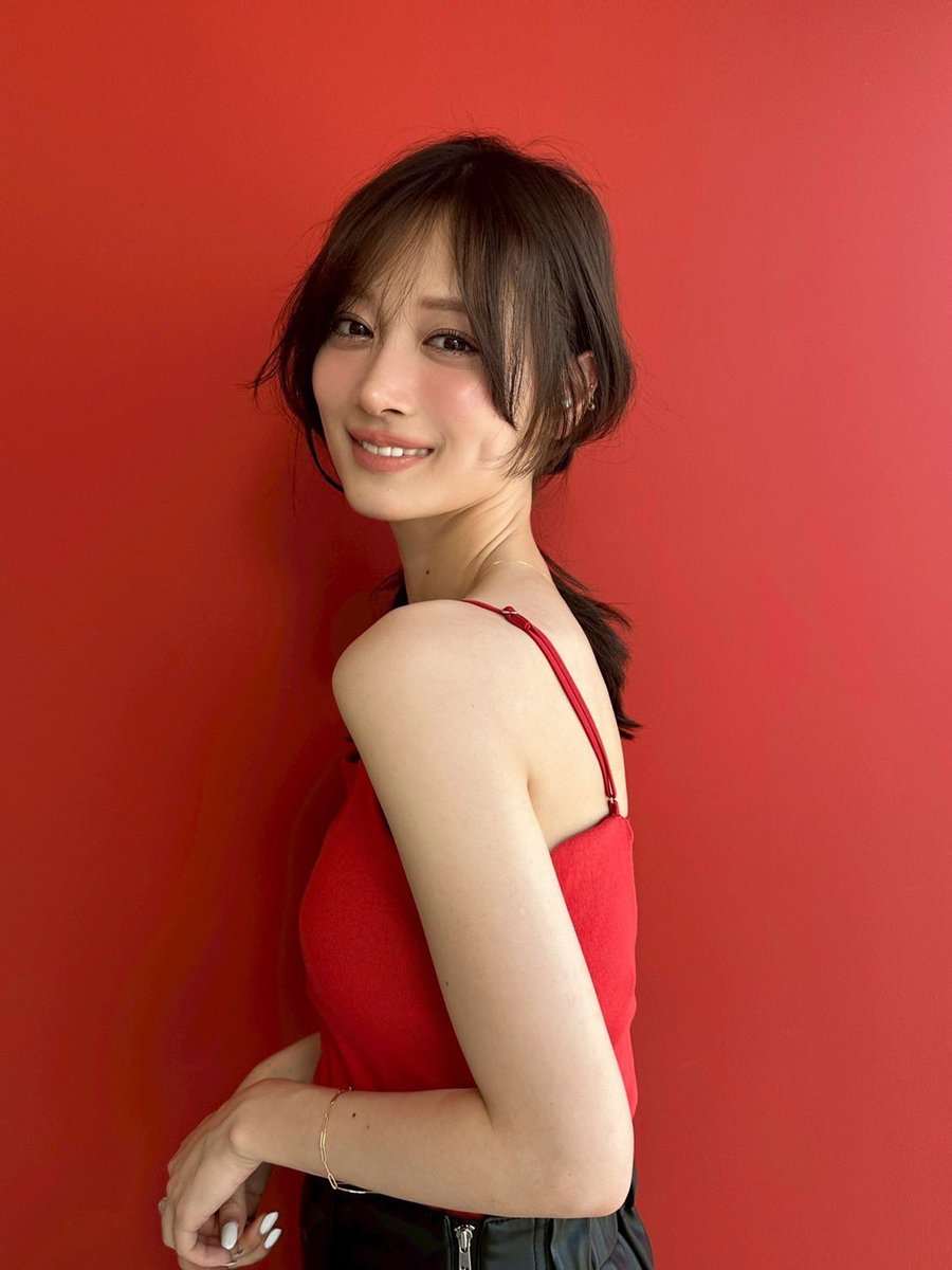 rin1ei_'s tweet photo. 山下美月って
アイドル時代とだいぶ変わったね
 #山下美月 https://t.co/tDgDD4GcOU