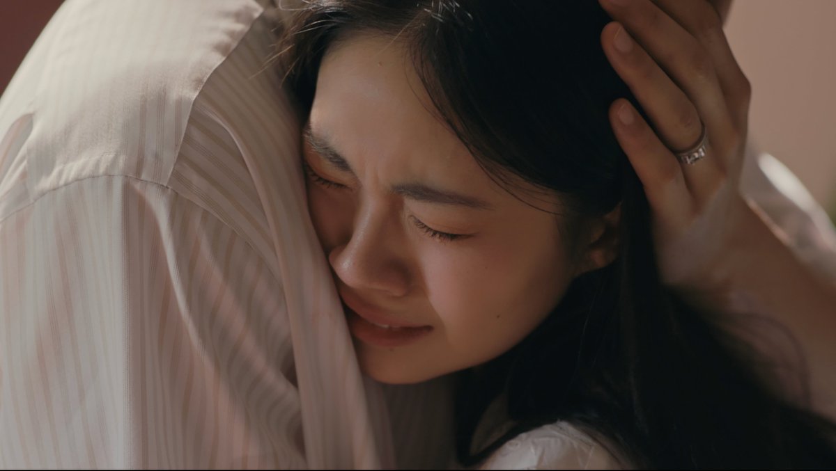 onehdthailand's tweet photo. ท่านพี่ยังอยู่ ท่านพี่ยังไม่สิ้น #สอดสร้อยมาลาEP12 https://t.co/hjvAKAerVy