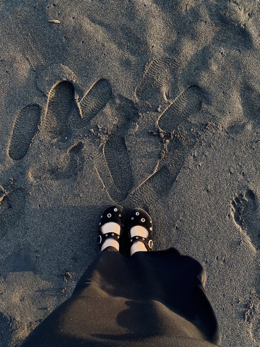 atilejna's tweet photo. memanfaatkan liburan dengan baik ceunah🥰 https://t.co/Bc8uh2GT8l