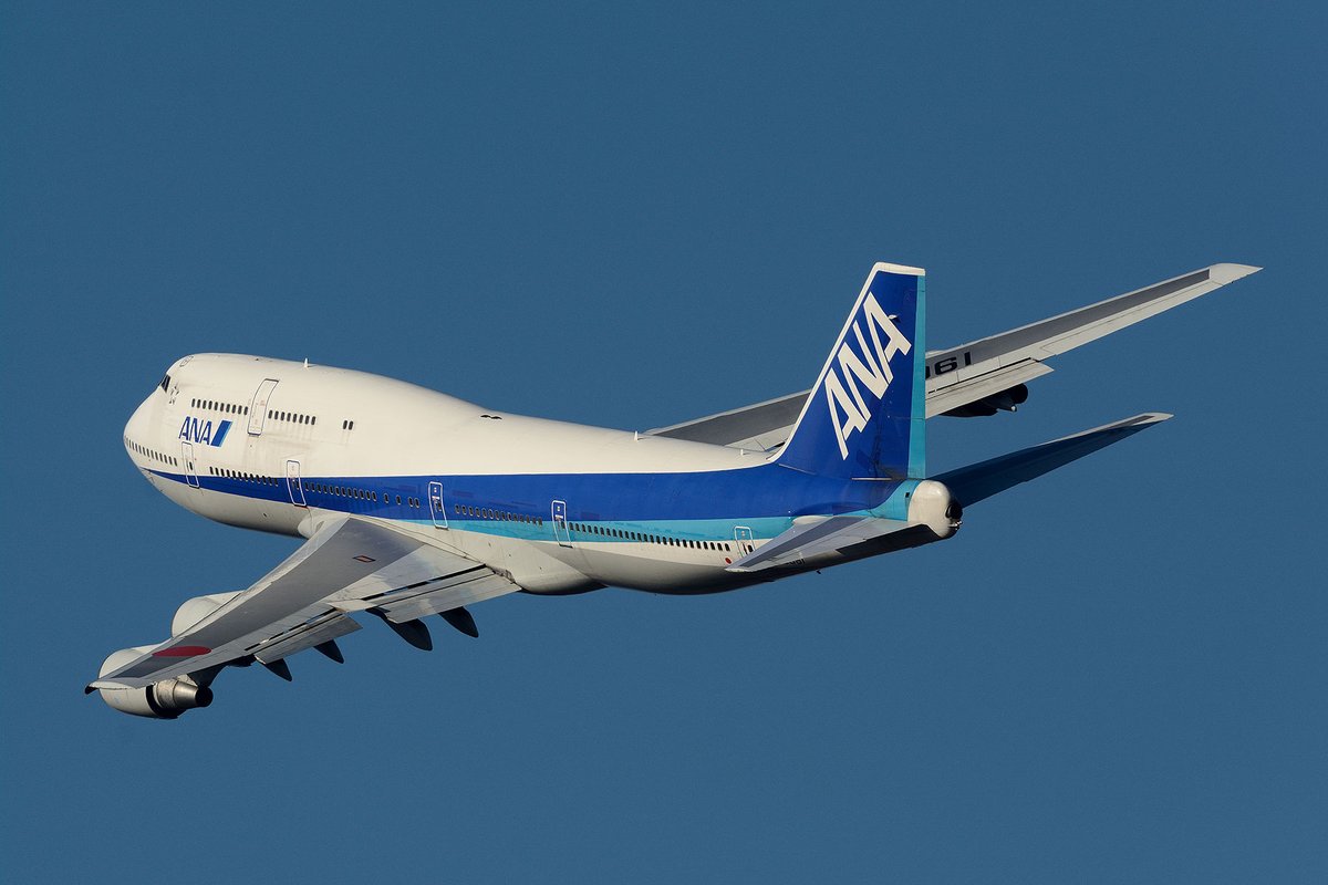 tomoyakan's tweet photo. Boeing 747-481D JA8961 (cn25644/975/All Nippon Airways) https://t.co/1D4eIfESSA