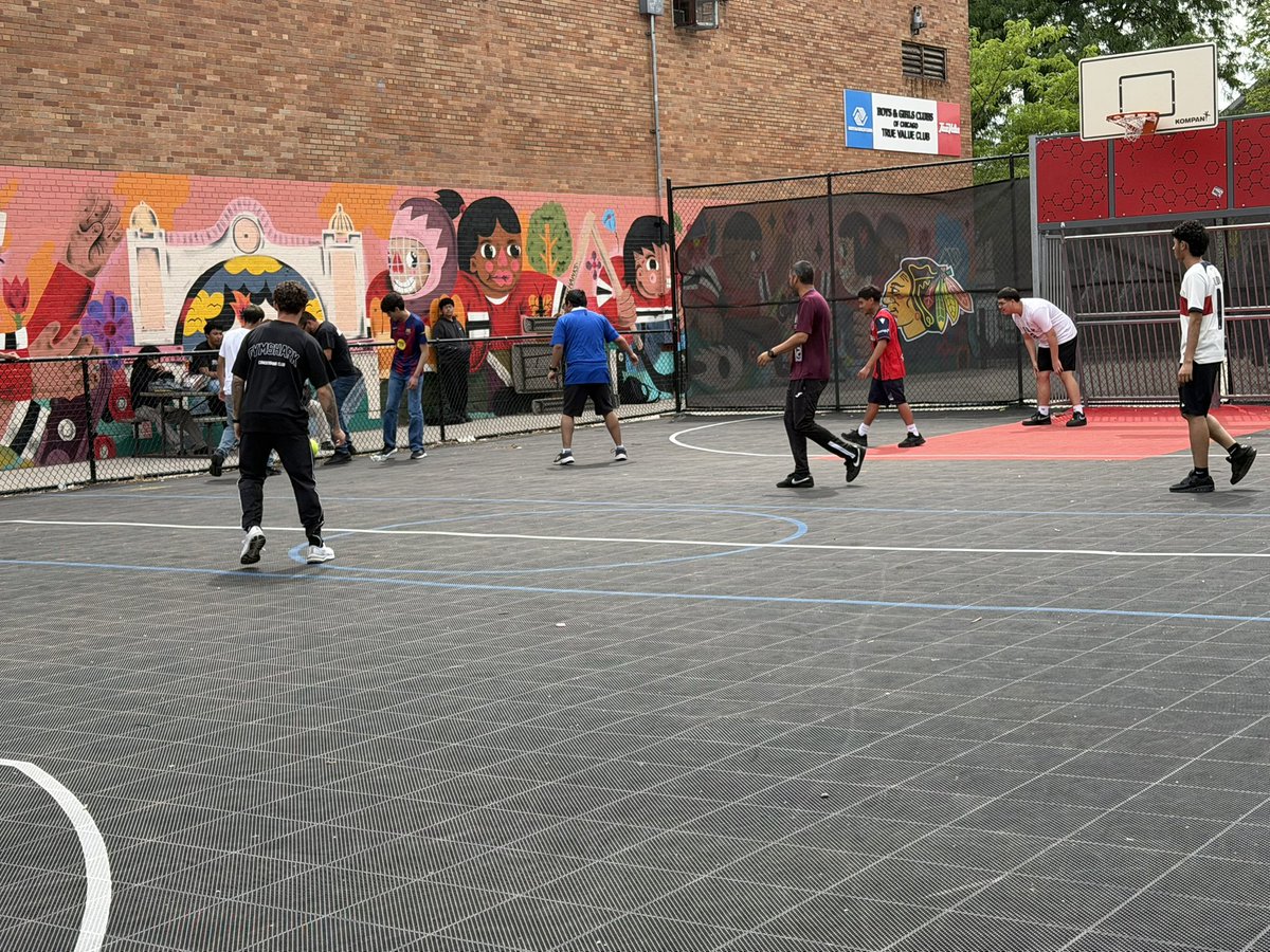 CpsSpry's tweet photo. A little friendly competition ⚽️🔥
Our HS students and staff faced off in an exciting soccer match filled with teamwork, laughs, and school spirit. Thank you to everyone who came out to play and cheer us on! 💙 https://t.co/12Spyv4v6O
