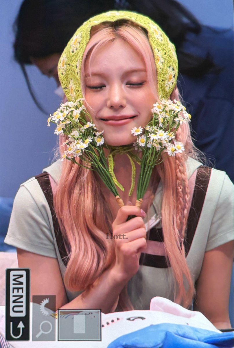 hott_yeji's tweet photo. 260528

멋있고 이쁘고🖤🖤🖤

#ITZY #있지 #예지 #YEJI #옞덩봤덩 https://t.co/DMXCCdsB7i