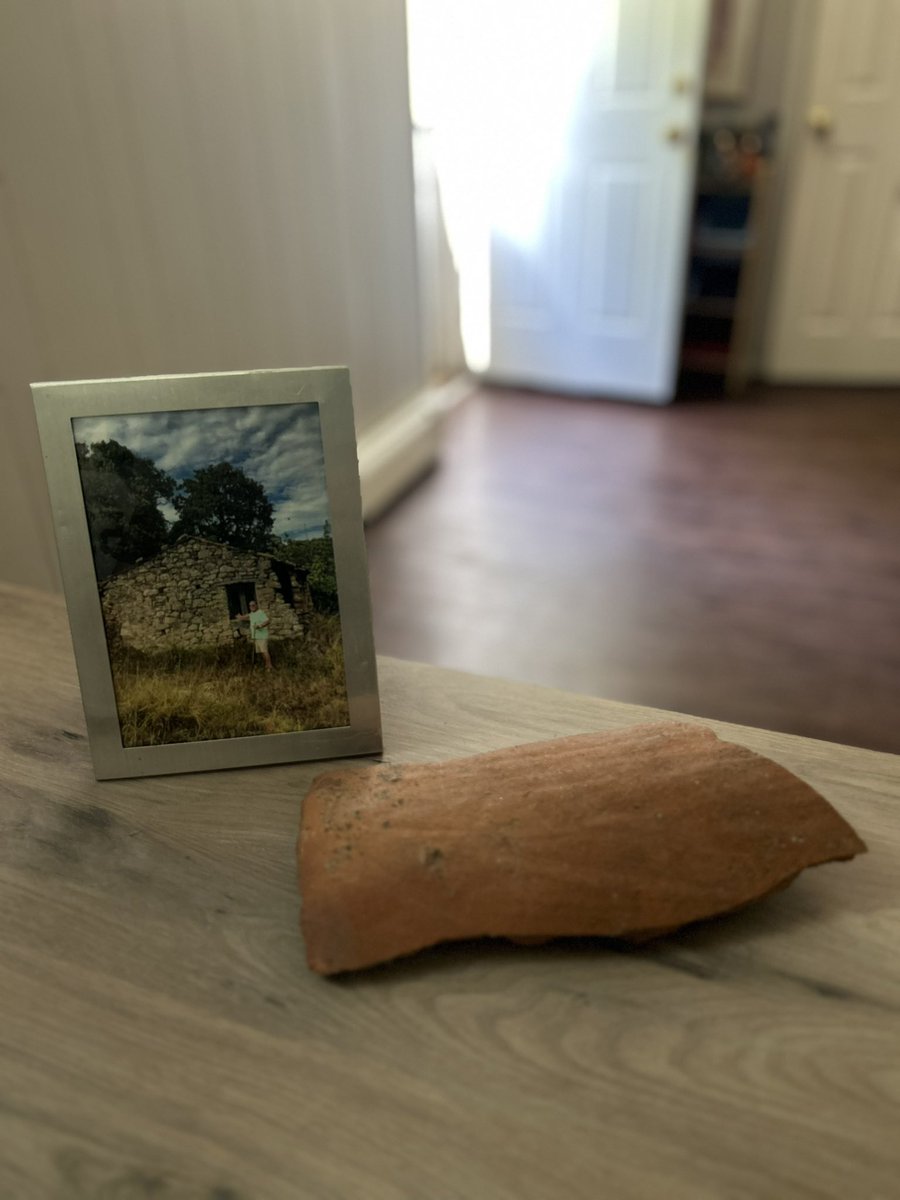 mario_prosp's tweet photo. A photo of my dad’s childhood home in Calabria Italy, with its weathered roof tile, sits on my desk. My parents immigrated to New York in the early 70’s and built a life through hard work and sacrifice. This photo reminds me daily where we came from and why we keep building 🇮🇹 https://t.co/H5trvtPLiN