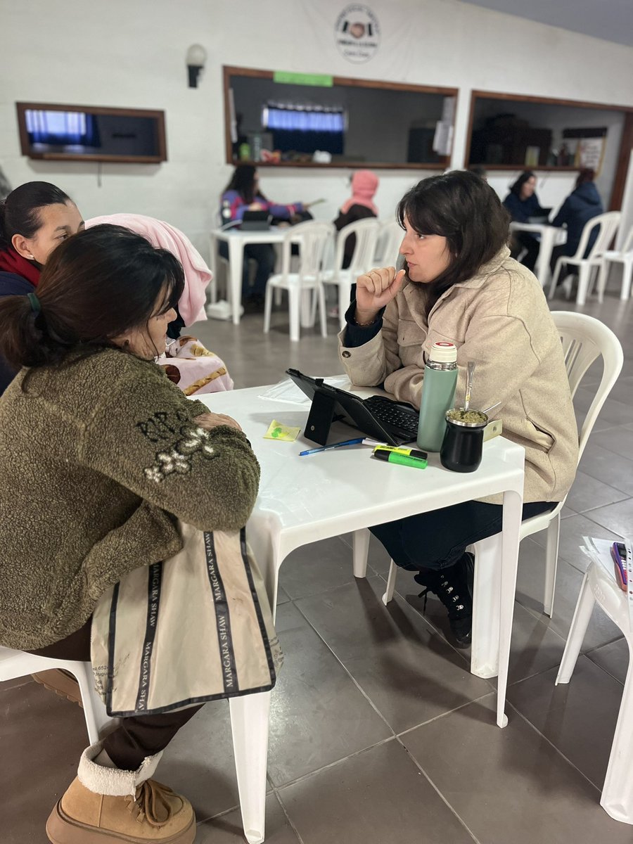 MevirOficial's tweet photo. Ayer comenzamos las inscripciones para el Plan Integral en Cerro Chato (Treinta y Tres). Mañana 9:30 en el club social La amistad será el tercer y último día en esta primera etapa. https://t.co/pa8ewqX7ZB