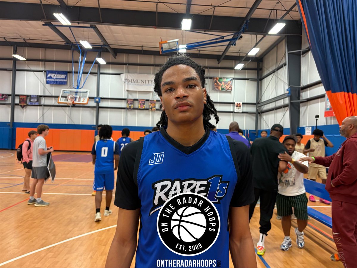 CoachHemi's tweet photo. OTR X RISE Carolina Memorial Day Classic 

‘27 Raymone Cameron emerged as a name to track this July for Rare 1s OTR.

The 6-5 lefty earned attention with his perimeter jumper. Don’t sleep on his defensive game. Strength, timing, elevation. 

📌 @CameronRaymone https://t.co/2So4H6Gx8b