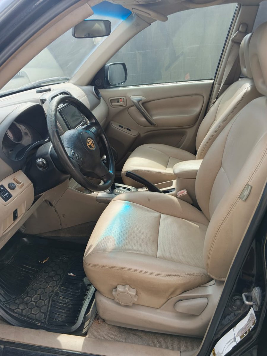 hellolouis2003's tweet photo. Rav4, 2005 available https://t.co/mqXuwmmyFF