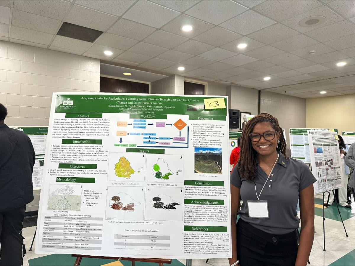 KyStateU's tweet photo. From the Andes to Appalachia 🌎🌱

KSU student Sienna Stewart earned the 2026 KentuckyView Undergraduate Fellowship for research exploring how ancient terrace farming practices used in Peru could help Eastern Kentucky farmers address erosion, flooding, and drought. https://t.co/7HOI8JRLW5