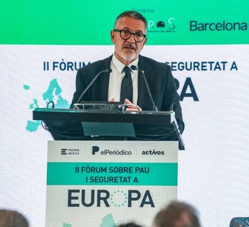 empresacat's tweet photo. 📌 2n Fòrum sobre pau i seguretat a #Europa d’@elperiodico

🗣️ @ConsellerSamper: "Invertir en pau és invertir en seguretat, és invertir en indústria, és invertir en llocs de treball." 

#ElGovernDeTothom https://t.co/Kjgr7wBDkY