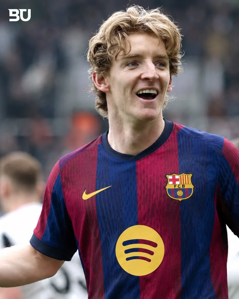 BarcaUniversal's tweet photo. 🚨🚨 BREAKING: Anthony Gordon has PASSED his medical tests as new Barça player.

His agents are signing all the paperwork and contracts right now.

— @sport https://t.co/2EaPIFVczm