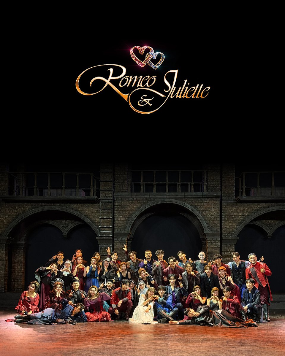 romeojuliet2026's tweet photo. 𝐑𝐨𝐦𝐞𝐨 &amp; 𝐉𝐮𝐥𝐢𝐞𝐭𝐭𝐞 | 마지막 공연 단체사진 ❤️‍🔥

뮤지컬 <로미오와 줄리엣>의 모든 순간을 함께해주신
관객 여러분께 진심으로 감사드립니다.

로미오ㅣ우빈
머큐시오ㅣ원혁

GOOD BYE VERONA!
26.03.24(화) - 26.05.31(일) 한전아트센터

#뮤지컬 #로미오와줄리엣 #마지막공연 #우빈 #원혁 https://t.co/1L5TeVJqgS
