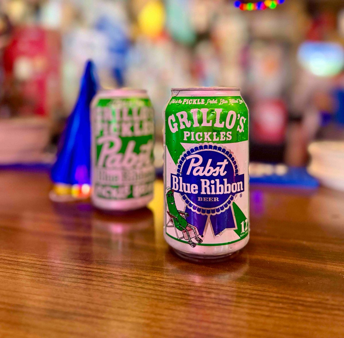 BREWPUBLIC's tweet photo. Have you tried the new Pickle Beer from Pabst Blue Ribbon? The beer maker has collaborate with Grillo's Pickles on PBR x Grillo's Pickle Beer. Details in the link below!

https://t.co/bw3g2nJzzB

@PabstBlueRibbon @GrillosPickles https://t.co/hmY108SsQ9