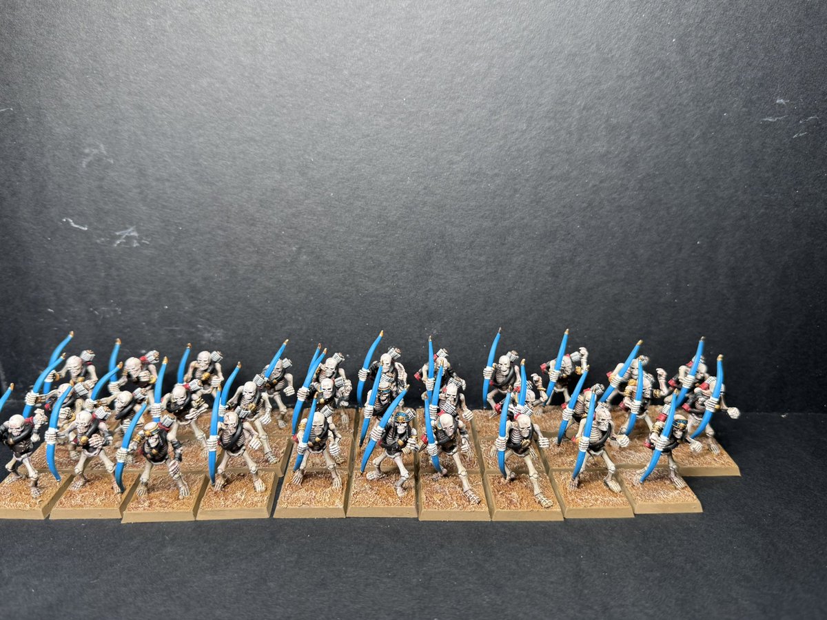 SteelThanatos's tweet photo. Tomb king archers are done now on the spearmen
#tombkings #warhammer #warhammertheoldworld #warhammertombkings #squarebased https://t.co/Lo1vzGvjXU