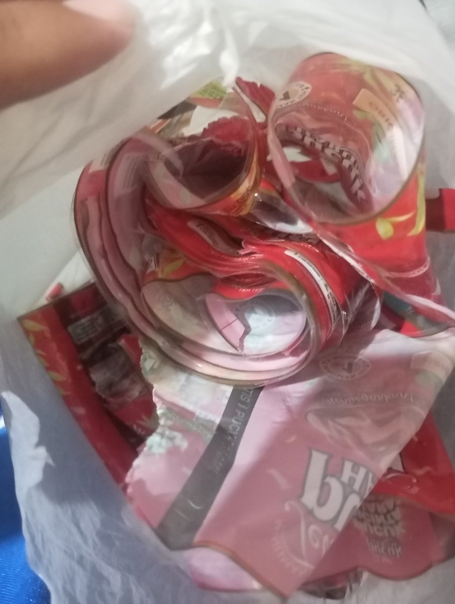 WDK87's tweet photo. Ni aku dapat banyak ada 2 kresek full yg satu dah tak tukarkan wkwk https://t.co/qA8u1YKwjE
