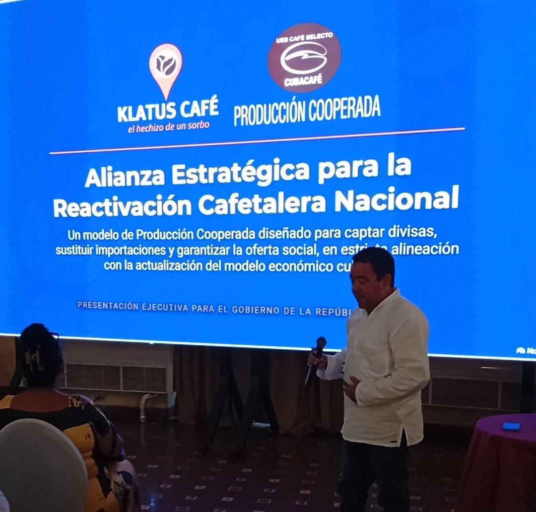 Camara_Comercio's tweet photo. #Ahora se presenta una caso de éxito en la vinculación público-privada en el sector de agroalimentaria específicamente en el rubro del #café con una producción cooperada. @MINCEX_CUBA @grupo_agroalim @Camara_Comercio #empresas #Cuba https://t.co/0pPHclVp7h