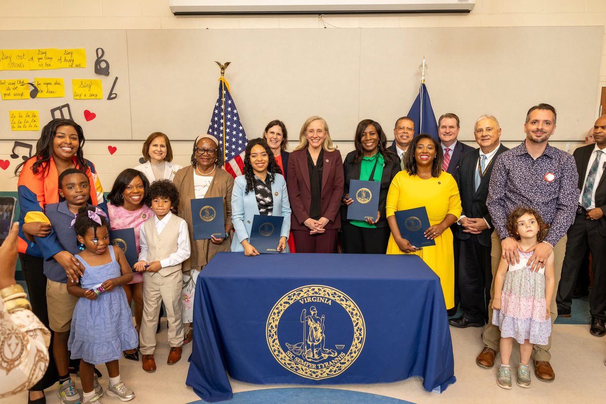 VASenateDems's tweet photo. Childcare affordability matters for families across Virginia.

Yesterday, @GovernorVA  signed 2 major bills into law to expand child care access, reduce waitlists, and help working parents afford care.

Virginia Senate Democrats are delivering for families. https://t.co/bL2rVMdg1h