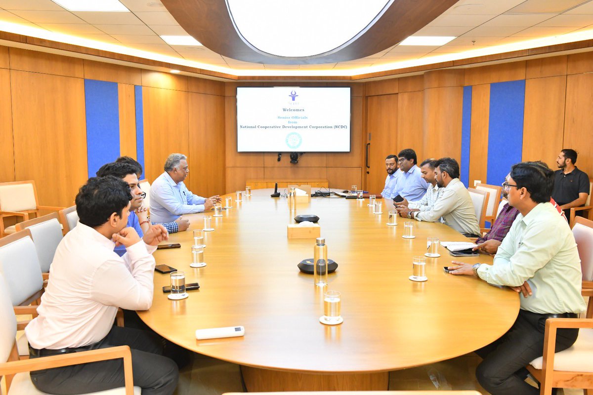 ncdficoop's tweet photo. Senior officials of the National Cooperative Development Corporation (NCDC @mdncdc) visited NCDFI, Anand, and were received by Shri Srinivas Sajja (@Sajja_NCDFI), MD, NCDFI.

During the visit, NCDFI (@ncdficoop) presented the NCDFI eMarket platform, showcasing its role as a transparent, technology-enabled marketplace for large-scale trade in dairy and allied sectors.

The interaction provided an opportunity to highlight how NCDFI eMarket is supporting cooperative institutions through better price discovery, wider market access, efficient procurement, and structured digital trade processes across the value chain.

The visit further reinforced the shared commitment towards strengthening cooperative marketing, promoting digital innovation, and building a more efficient, inclusive, and farmer-centric cooperative ecosystem.

@MinOfCooperatn 
@Min_FAHD 
@Dept_of_AHD 
@mdncdc 
@ShahMeenesh 
@Sajja_NCDFI 
@ncdficoop