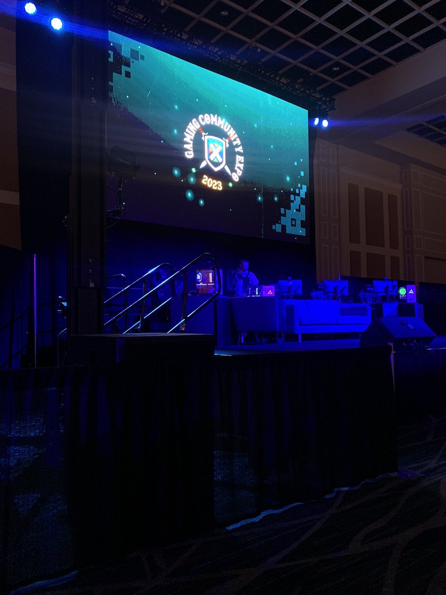 AmpsGG's tweet photo. Definitely one of my favorite Destiny memories, playing on stage at @GCXEvent. ❤️ 

Should we run it back one last time this year to celebrate Destiny? (and my bday again 🙂) https://t.co/gU0dUaXuxd