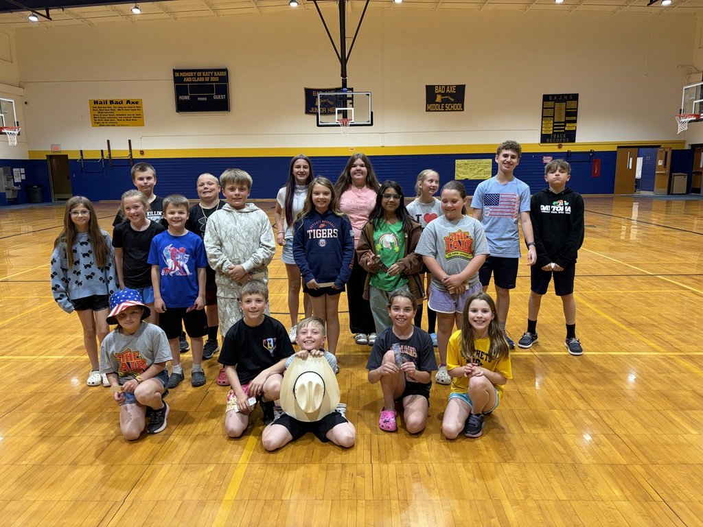 BA_Hatchets's tweet photo. Students at BAMS recently held their last SHARP Assembly of the year. They celebrated May, June, and July birthdays, May Citizens of the Month, &amp; Mrs. Hobkirk's class was announced as the Spirit Jug Winner for winning the most dress-up days this school year! 🧠🤓☀️ https://t.co/if0ackiQuD