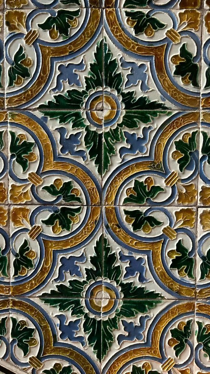 MozartCultures's tweet photo. mediterranean tiles https://t.co/Ki2fSPRxLW