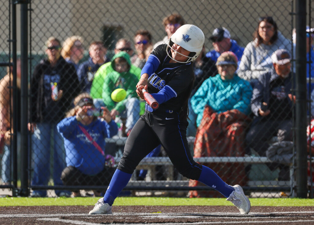 yawbonsu27's tweet photo. JUST IN: All-NLL Team (Cardinal Division)

Player of the Year
Maddie Franke - @ClaySoftball 

First Team
P Emily Cordell - @ClaySoftball 
P Addy Rapp - @ladydvlsnation 
C Maddie Frankie - @ClaySoftball 
1B Zoi Zahradnik - @ClaySoftball 
2B Natalie Slavin - @ladydvlsnation 
3B Kennedy Shirey - @ladydvlsnation 
SS Ellie Haynes - @ClaySoftball 
OF Lillian Cordell - @ClaySoftball 
OF Addy Thompson - @Napoleonsports 
OF Andrella Espino - @ladydvlsnation 
Designated Player Faith Rubinstein - @Napoleonsports 
UTL Carmen Rupp - @Napoleonsports

Second Team
P Juliana Firsdon - @BGHS_AD 
P Kendall Horner - @Napoleonsports 
C Cloee Chappetta - @ladydvlsnation 
1B Kennedy Gerken - @BGHS_AD 
2B Jenna Swartz - @ClaySoftball 
3B Ava Manley - @BGHS_AD 
SS Rubi Almaguer - @FRHS_Athletics 
OF Arianny Miller - @BGHS_AD 
OF Jersey Smith - @FRHS_Athletics 
OF Madalyn Reeves - @southviewcougar
Designated Player Isabelle Ringle @ClaySoftball
UTL Lilly Halbeisen - @FRHS_Athletics 

@BCSNsports