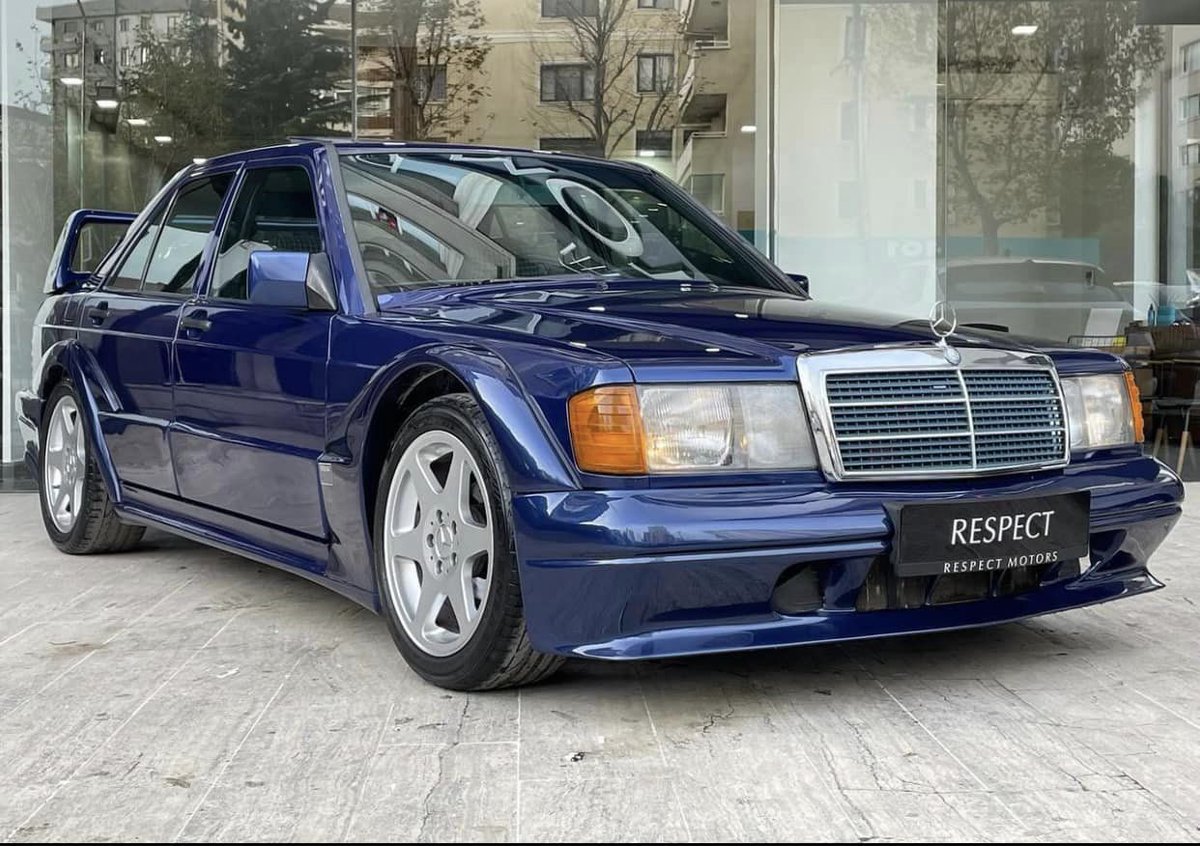 ApexDistrictX's tweet photo. 190E 2.3-16 Widebody 💙 https://t.co/12ajoKPwdu