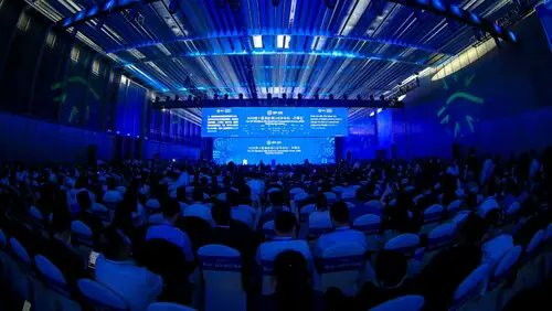 CurrentMaritime's tweet photo. 10th Maritime Silk Road Port Cooperation Forum Opens in Ningbo, China, Advancing Global Port Cooperation, Green Shipping and Supply Chain Resilience
https://t.co/FOKOamdu60 https://t.co/ctWDfcTqTn