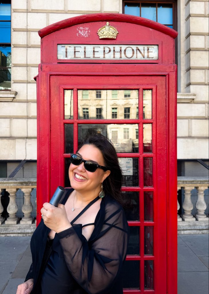 SaraMPayan's tweet photo. @plantedwithsara’s #TravelsWithPax Tour finds us in #London!

Dependable, convenient &amp; discreet, PAX is the perfect travel companion!

Use code PLANTED20 for 20% off ANY purchase at https://t.co/LJJy2YZIWa

@pax_official @SaraMPayan 
@JVPehrson #cannabis #podcasts @radiosmisfits https://t.co/oepSYETbRL