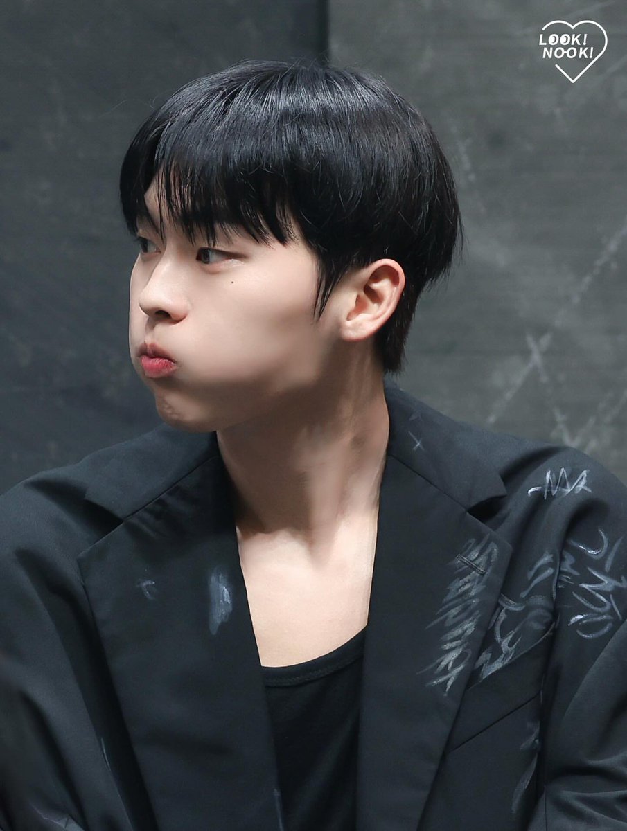 백원 tweet media