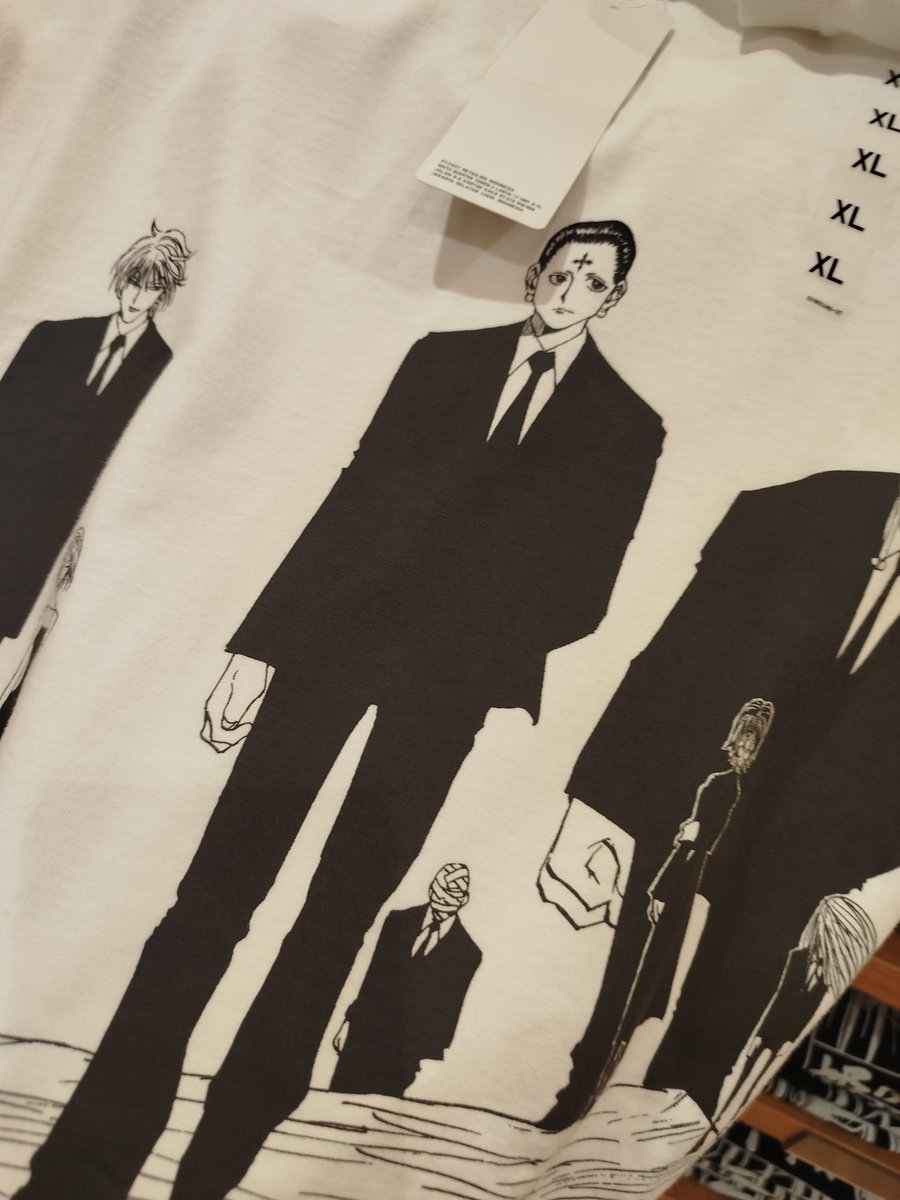 etscene's tweet photo. got myself this uniqlo x hxh ut impulsively but no regrets 🤞🏻 https://t.co/1uSqJTdF5r