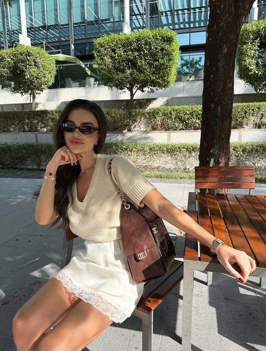 Agata_msirs's tweet photo. My new obsession 🤎 Chanel Hobo Small in dark brown. https://t.co/cWfKQA09Wu