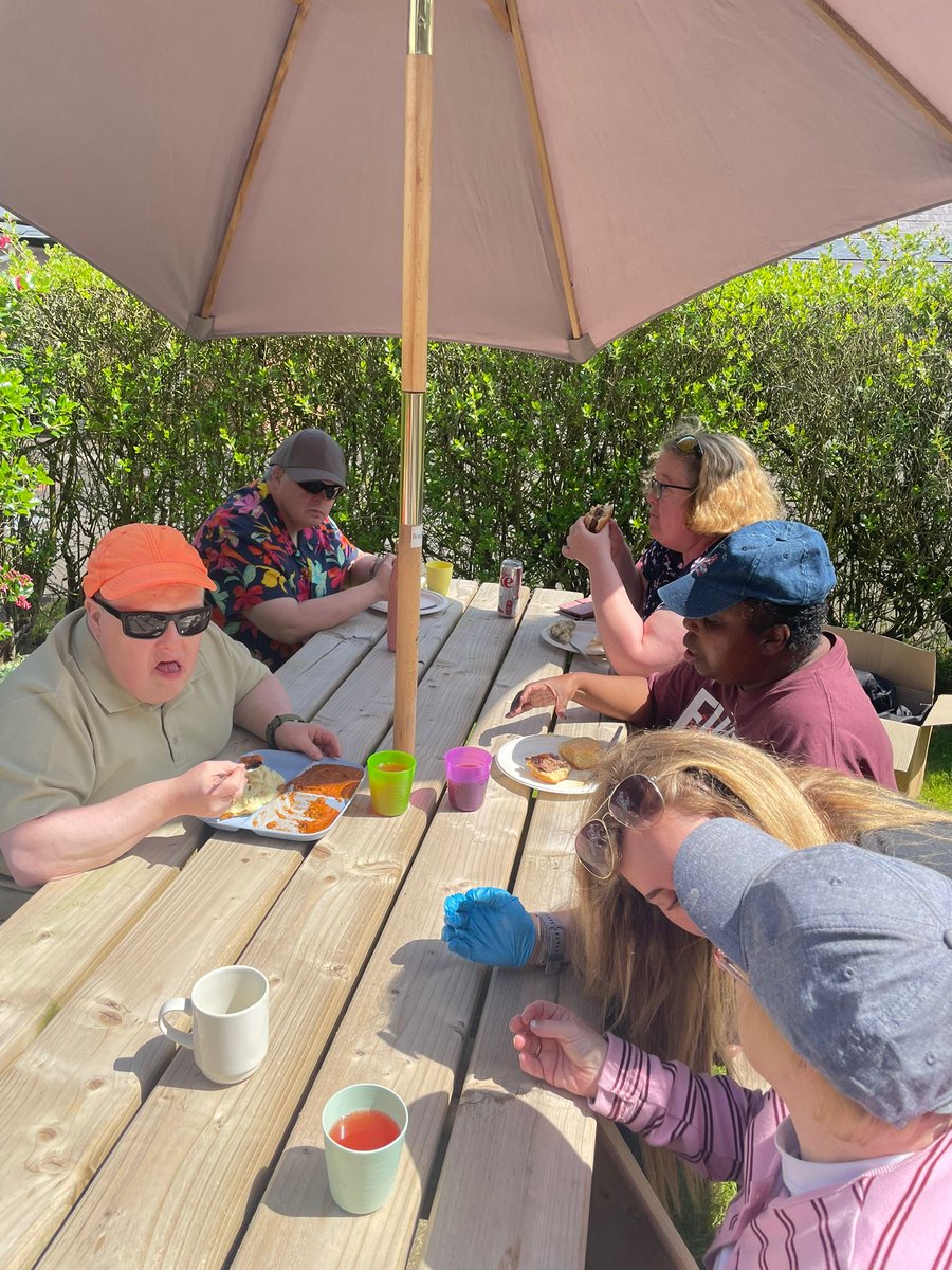 WesternHSCTrust's tweet photo. Staff and Service Users at the Willow Group - Benbradagh Day Centre recently enjoyed a fun day in the sun with a barbecue ☀️ https://t.co/vg2MFyerRb