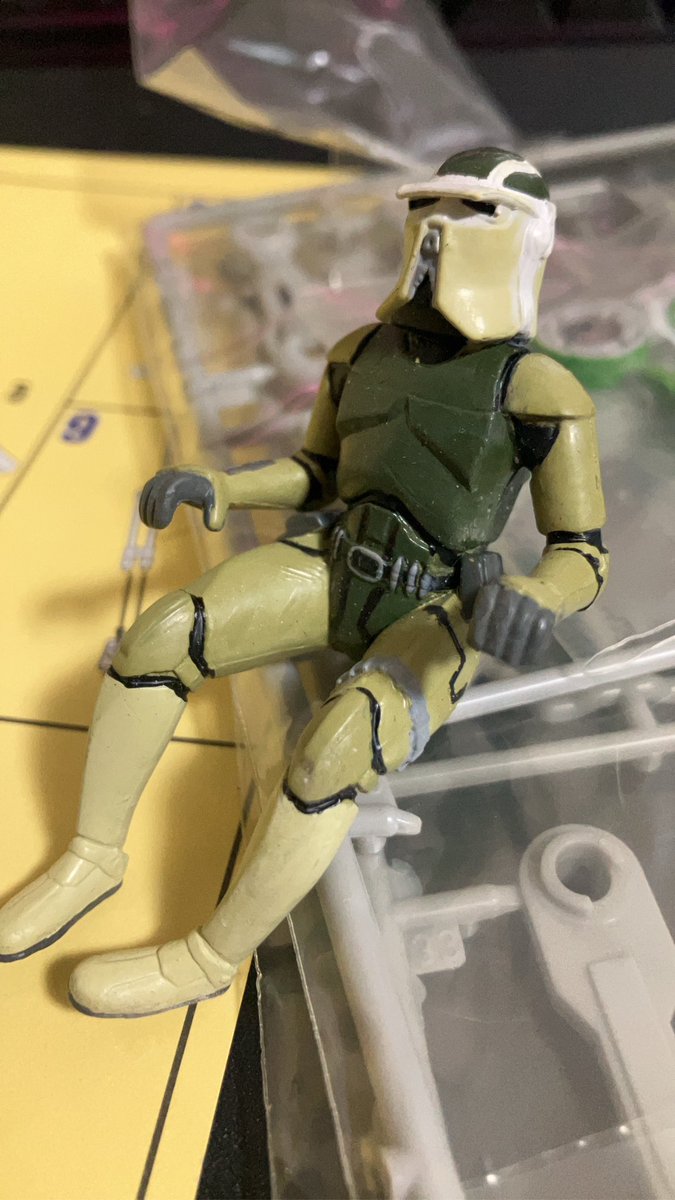 Bahyu1954's tweet photo. 公開前にこれでマンダロリアンアンドグローグー遊びできるぞ！と思ったらブロキーズが出て完全に負けたやつ。グニャグニャのクローンもついてる。 https://t.co/OqmgyykLWy