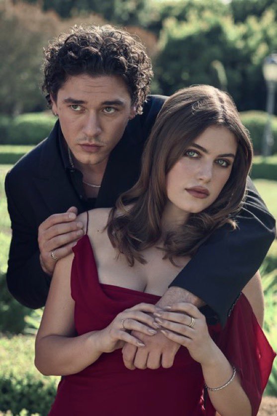 nowstatx's tweet photo. Eu não lembro qual foi a última vez que vi um casal de protagonistas tão surreais assim https://t.co/WkOBT7DR6j
