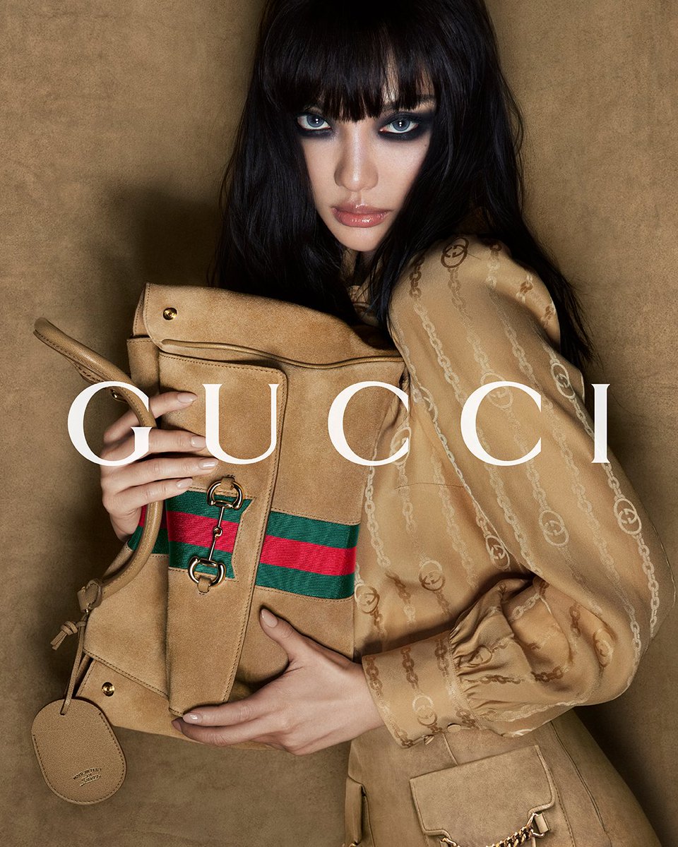 XFashion's tweet photo. All I need is a beauty and a bag 

#NINGNING of @aespa_official poses for @gucci https://t.co/accxyOcvuA