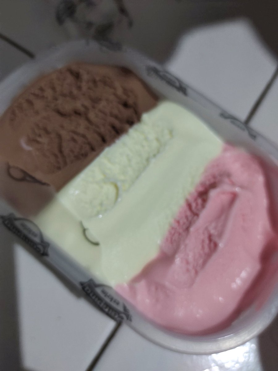 glowsky09's tweet photo. #bumil boleh makan ini kan ya https://t.co/ChhQ5oaQ4i