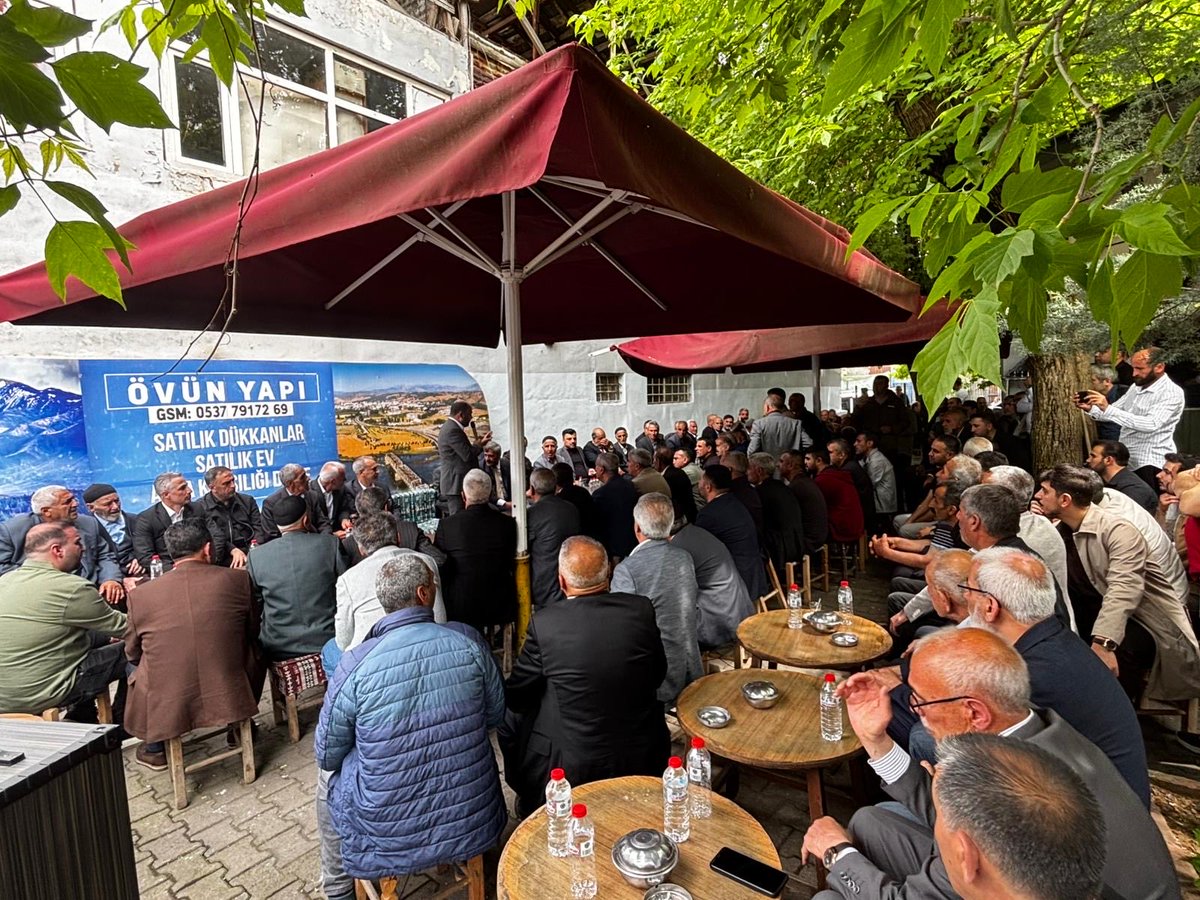iataoglu_'s tweet photo. 📍Genç

Ailemiz ve dostlarımızla bayramlaşıp kucaklaştık. https://t.co/dtjE2WDaKV