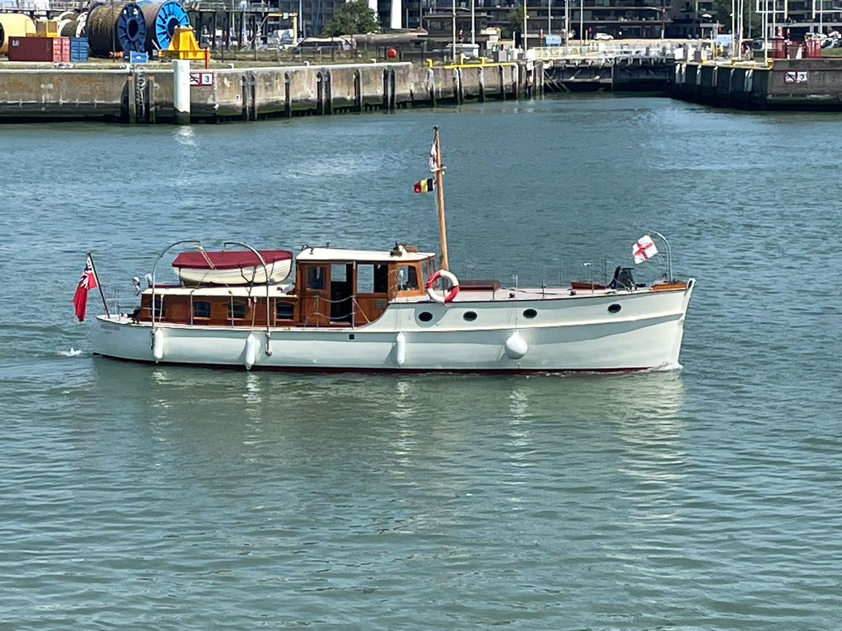 Dunkirk_Ships's tweet photo. DLS Lady Lou, Nyula, Maimonde and Breda all arrived safely at Ostende. 
A well deserved cold Belgian beer surely in the calling. https://t.co/Ej9jAhVRxn