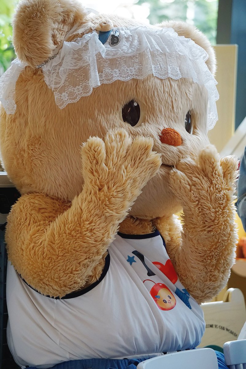 manduza07's tweet photo. ภาพเอกซเรย์อุ้งมืออ้วมๆ ของเด้กเร้กสามขวบ หนุบหนับมากก มือน้องเนยก็แค่นี้🤏🏻

#butterbear #ด้อมน้องเนย https://t.co/QGpVevVEMl