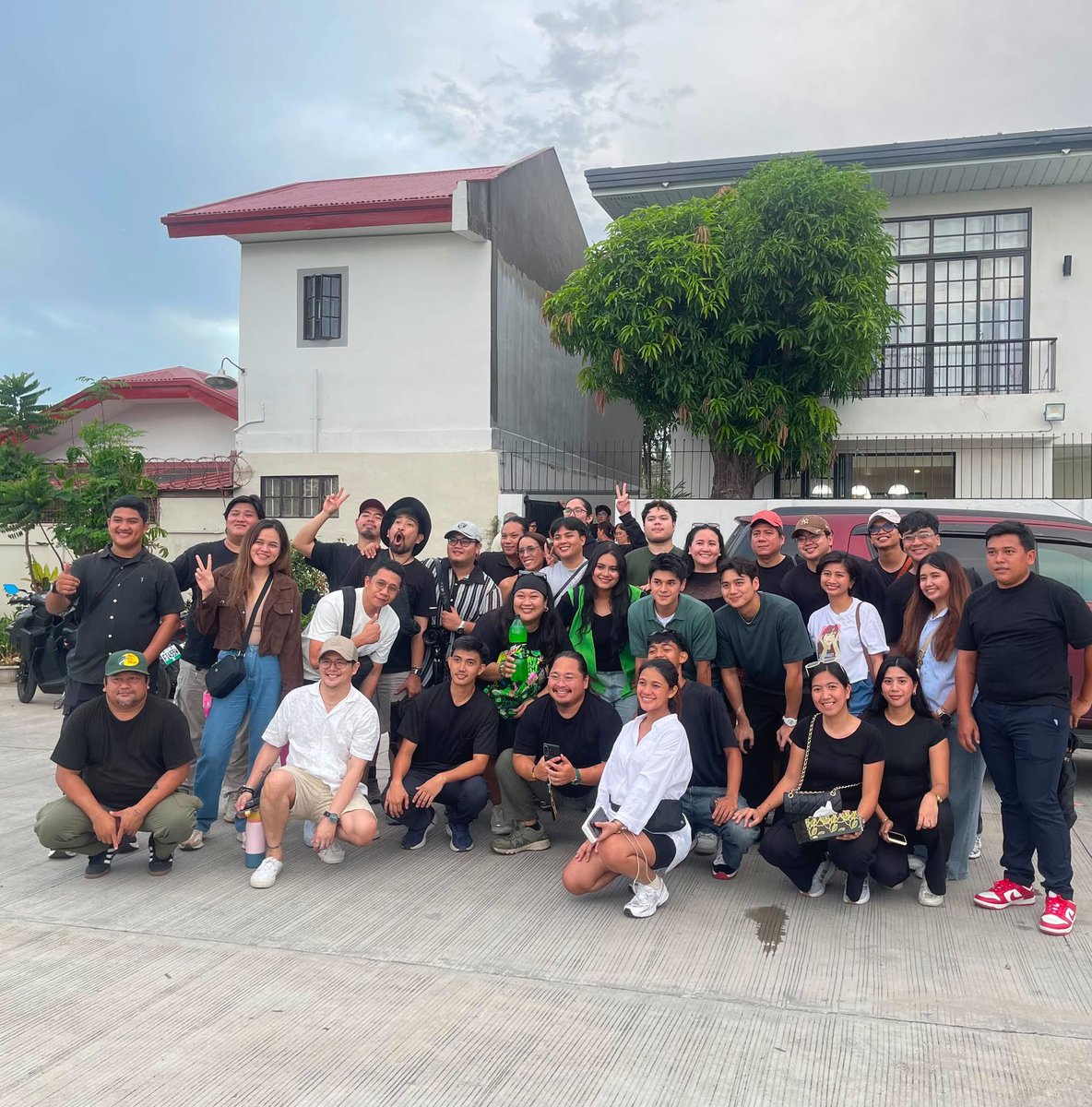 intodcyuu's tweet photo. dusver with new fam mountain dew cuties! congrats agad dudu and rivriv 💚 https://t.co/KkmQuyZS39