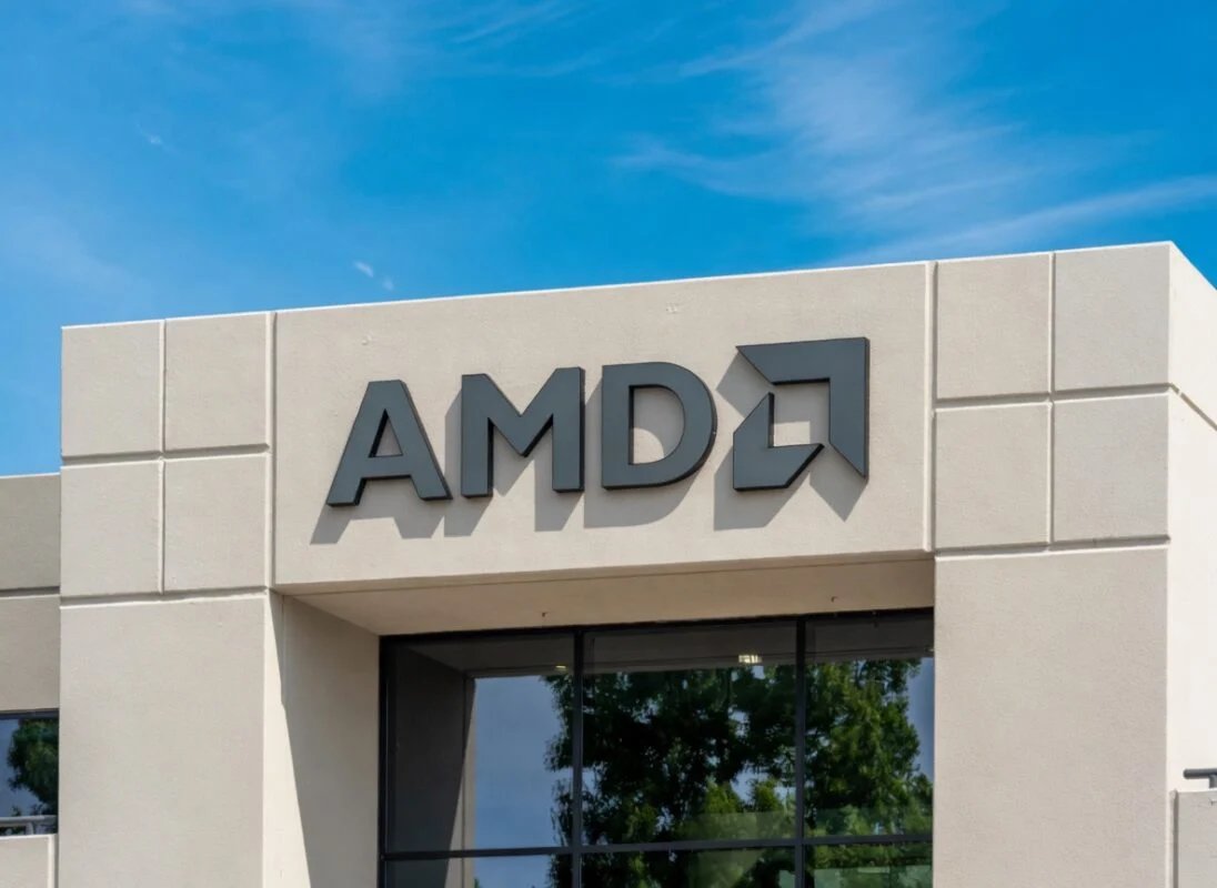 WallStAlphaPro's tweet photo. Wall Street is starting to look beyond Nvidia’s GPU empire...

Wolfe Research sees CPU demand rising more than 30% by 2028, with $AMD viewed as the biggest winner relative to size and valuation, while Intel $INTC and $ARM remain key players.

👉 Analyst Ratings: 

AMD: 2 Strong Buy, 30 Buy, 12 Hold, 0 Sell

Intel: 1 Buy, 26 Hold, 8 Sell

ARM: 20 Buy, 6 Hold, 1 Sell