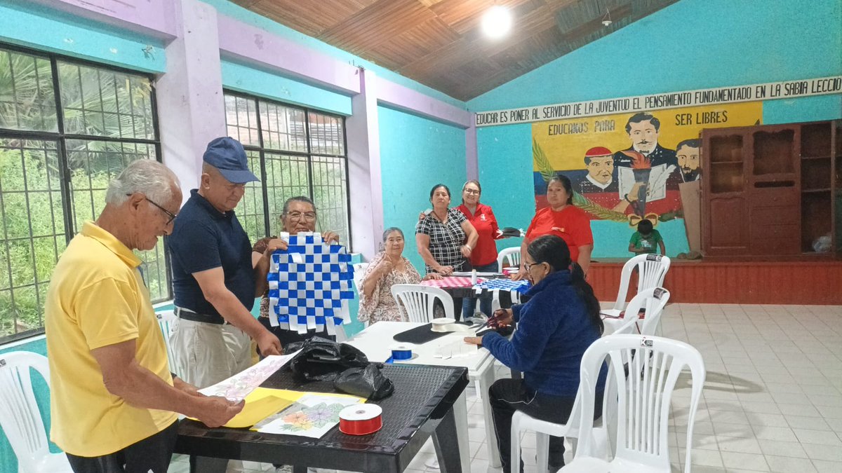 IESSZamora's tweet photo. 👵🧓💙 El IESS invita a los jubilados del cantón Chinchipe y sus alrededores a participar en nuestros talleres recreativos y formativos, fortaleciendo el compañerismo, la autoestima y la autonomía física.

🕕 Horarios: 06h00 a 07h00 y de 16h00 a 19h00, de lunes a viernes. https://t.co/eoKkD4dSCi
