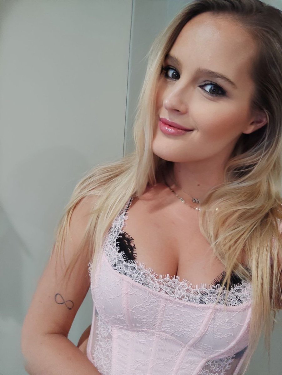 VipModelsE's tweet photo. Hello
@MichelleFox777 5563421239
@OliviaStone222 5591922187
#FelizJueves #Diva https://t.co/t0K1Gb35Xt