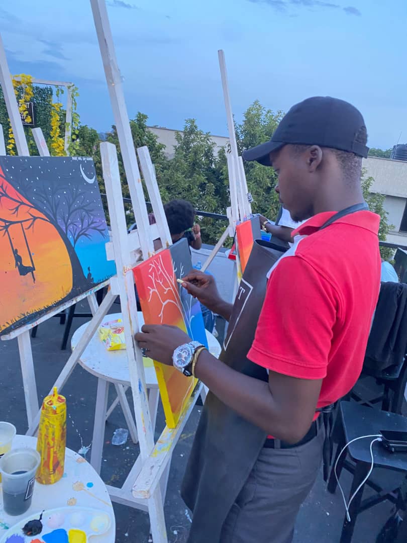 PaintAndSipUG's tweet photo. 🎨 Let's  turn moments  into lasting memories with every brushstroke, and flavors that everyone can enjoy from our menu.🍕🍹

Book your spot today and paint, sip, and savor every moment.

Call or Whatsapp ☎️+256-700512710 or 0781512710
🕒 Open Monday to sunday. 11:00AM - 9:00pm https://t.co/tNTc15xz8f