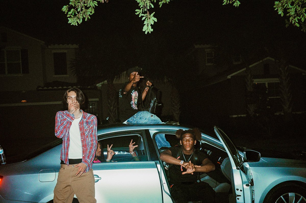 yungkoetez's tweet photo. #xfilez https://t.co/P0AnveagHN